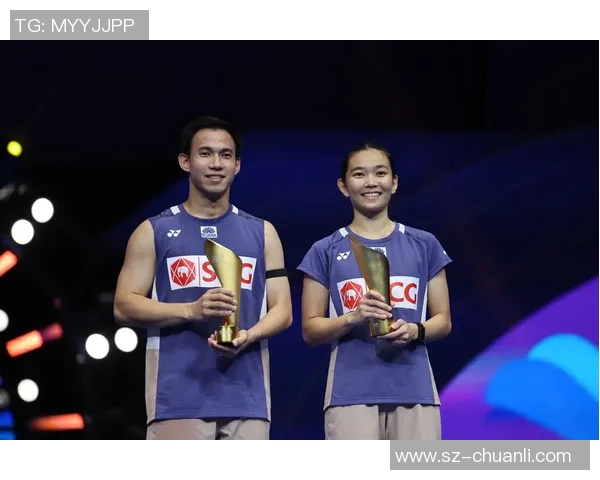 重庆羽毛球队在大师赛中的灵活性表现分析与点评 重庆羽毛球队在大师赛中的灵活性表现分析与点评